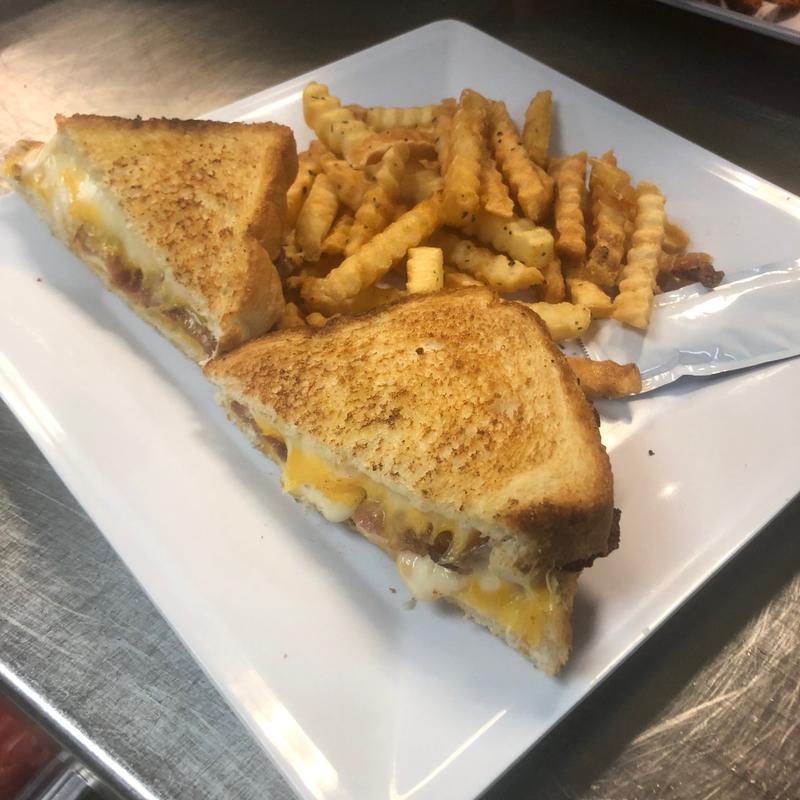 Ultimate Grilled Cheese photo