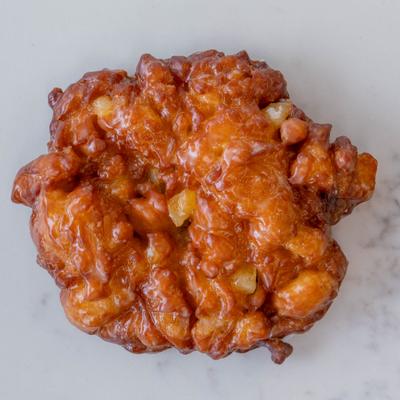 Apple fritter dessert.
