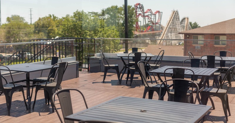 Exterior, dining area