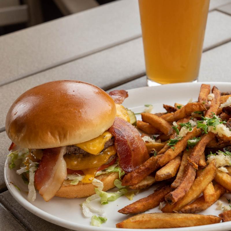 Five West Burger* photo