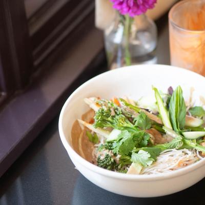 A served Veggie Bowl.