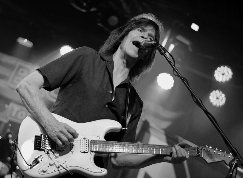 Thursday Night Live Music event photo 5