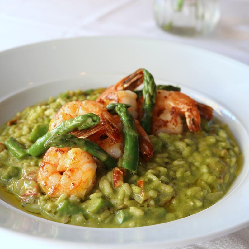 Risotto De Crevettes Au Safran photo