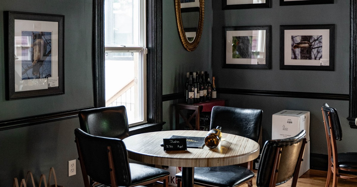 Interior, table and chairs near window