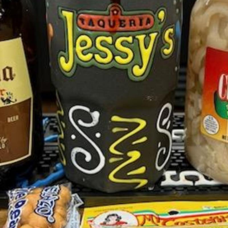 Botanera (Munchies) 32 oz. Caguama photo