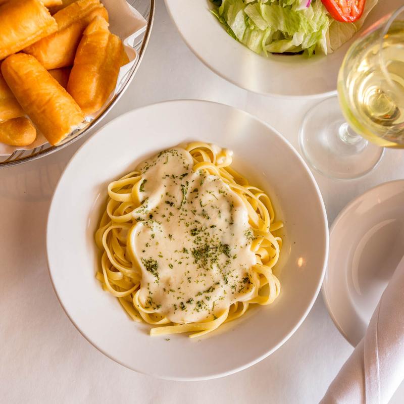 Fettuccine Alfredo photo