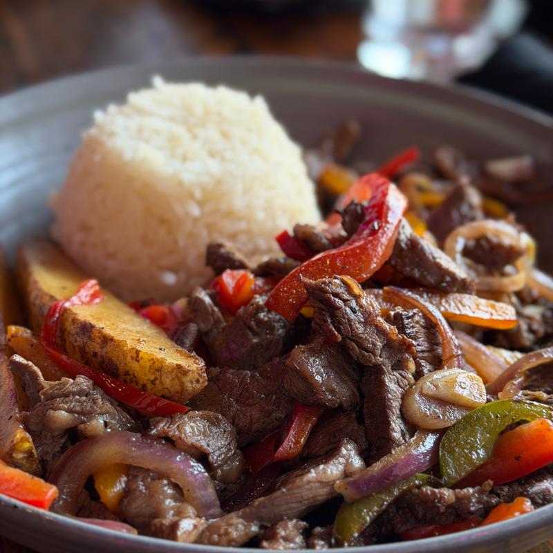 menu item 32 of 58, Lomo Salteado