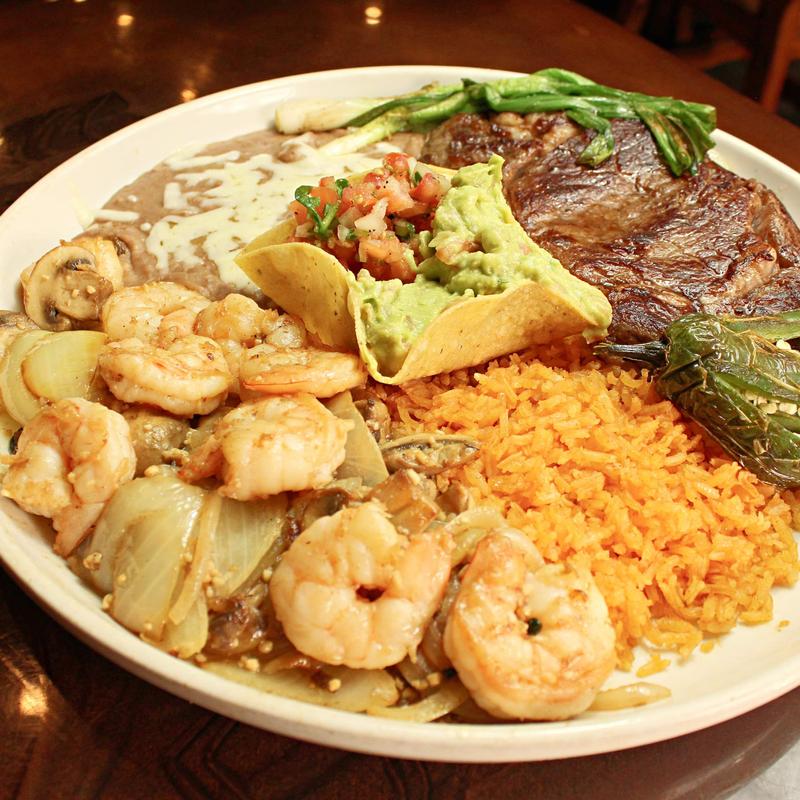 Mar y Tierra (Novillo y Camaron) photo