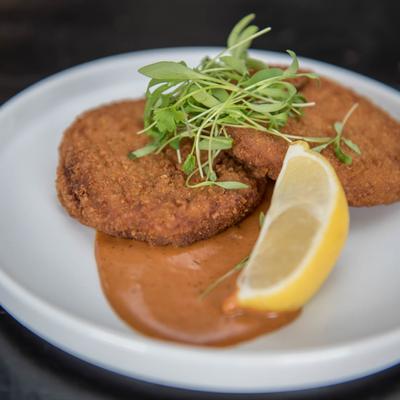 Crab cakes, with smoked ancho chipotle aioli.