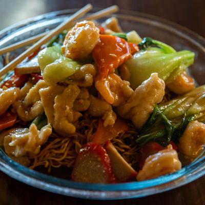 Barbecue pork, chicken prawns, Bok Choy and carrots.