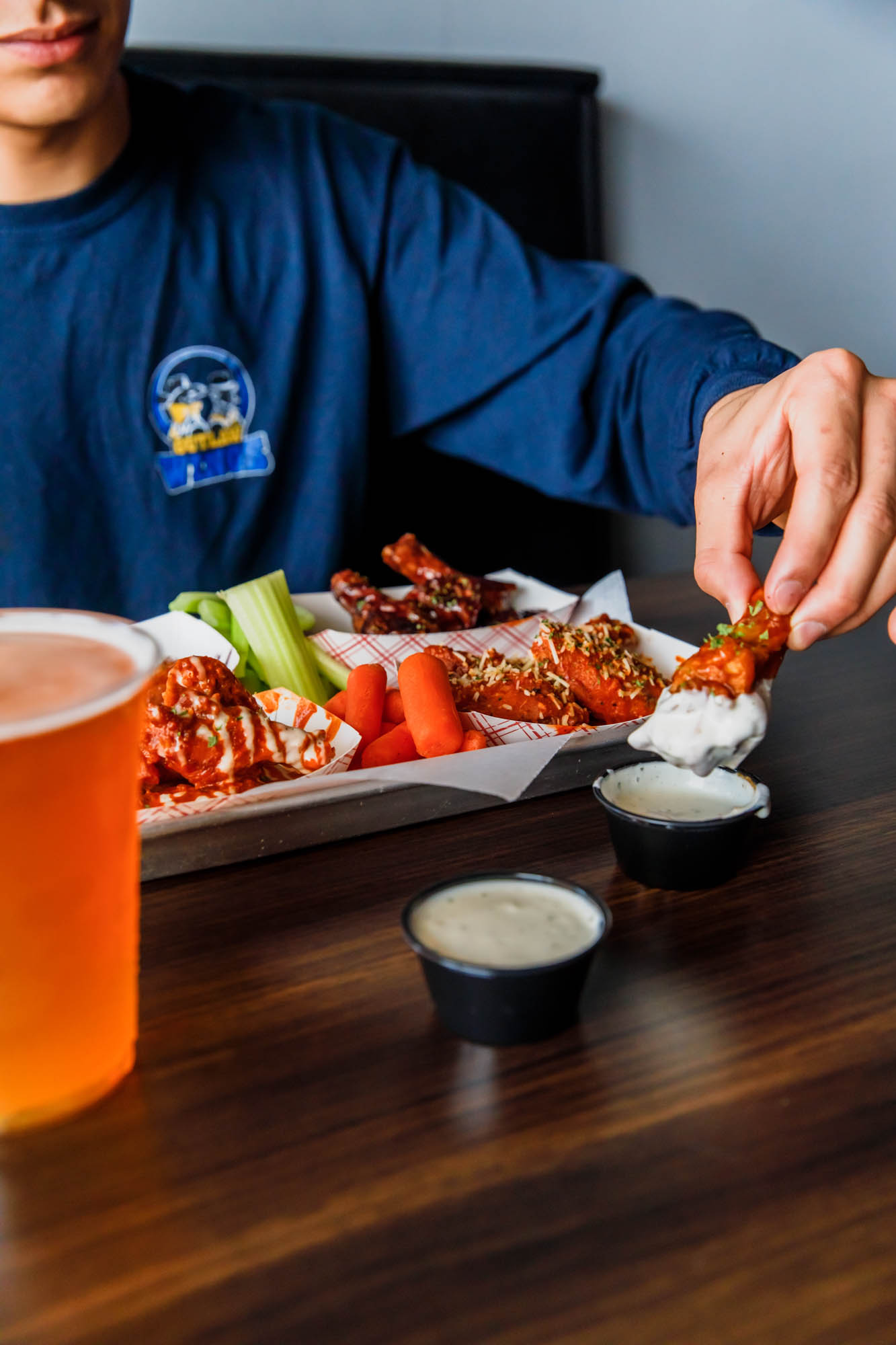 Outlaw Wings Broomfield, CO