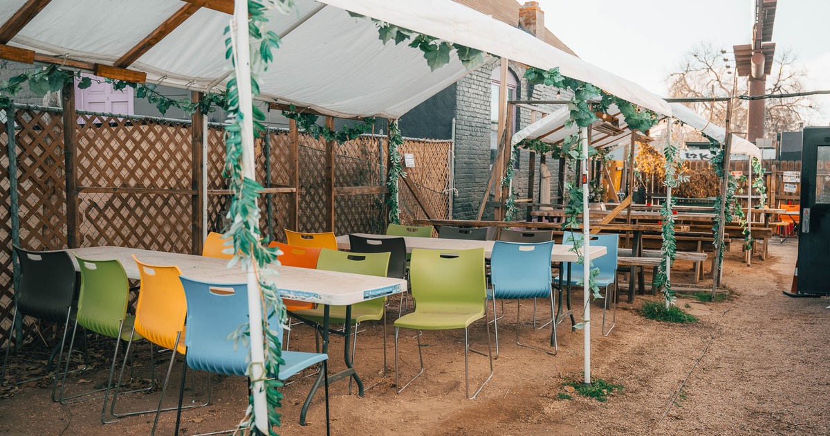 Exterior, garden with tables and chairs