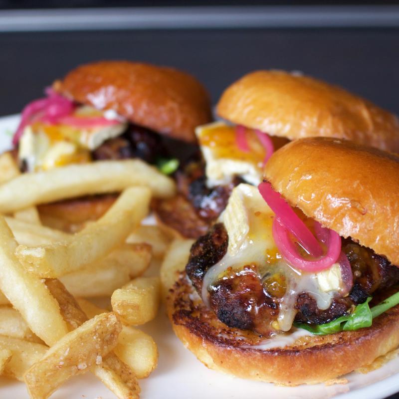 Oscar's Sliders* photo