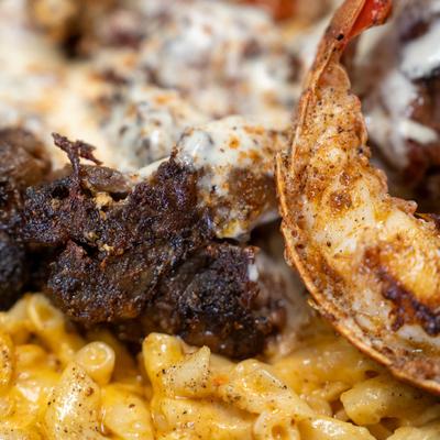 Oxtail, with shrimp, and mac and cheese.