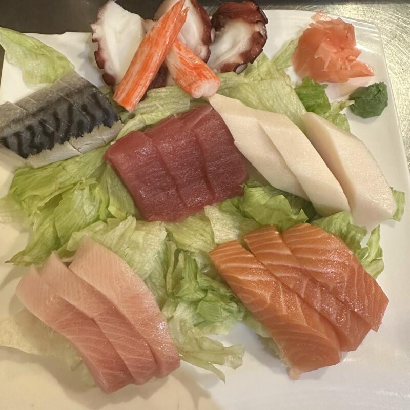 Assorted Sashimi Dinner photo