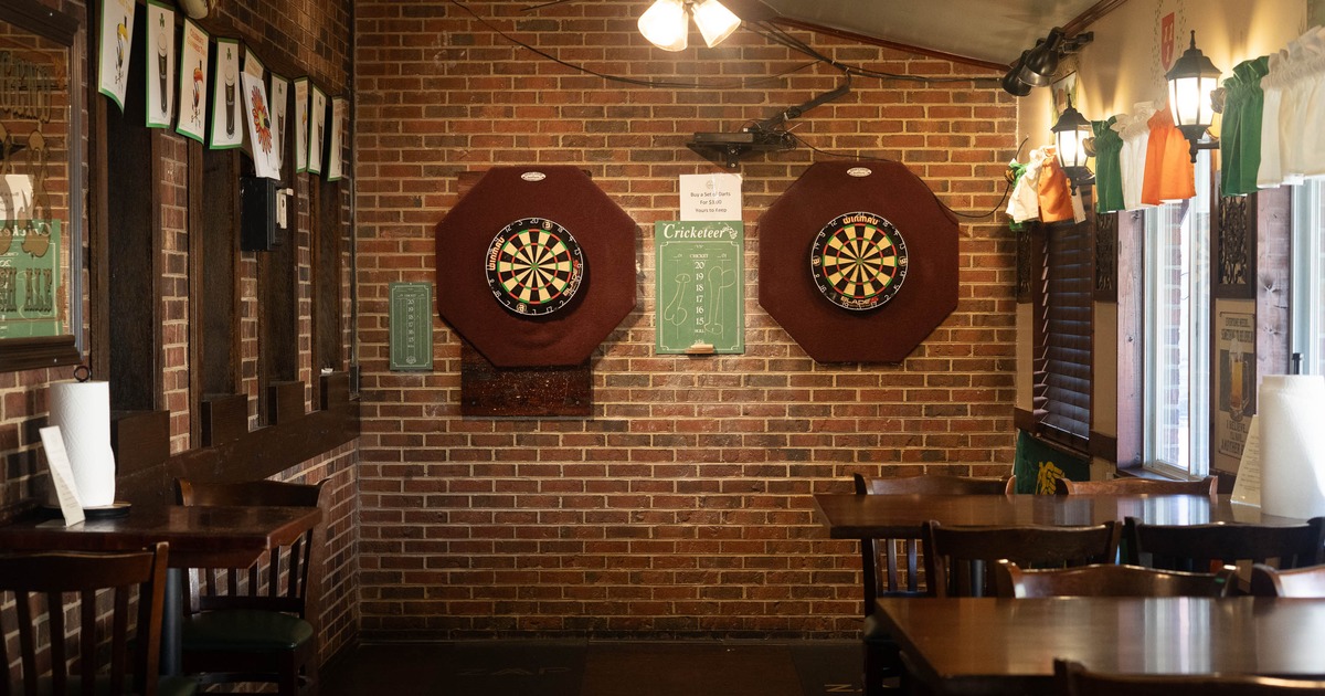 Interior, picado area