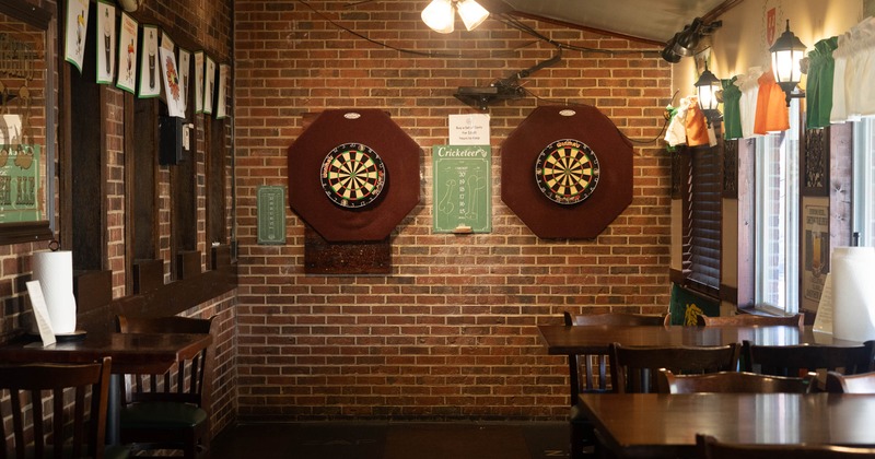 Interior, picado area