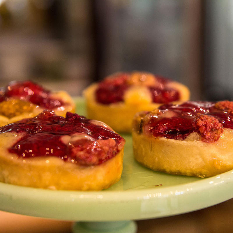 Apple, Pear or Berry Frangipane Tarte photo