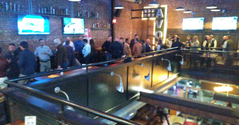 plan a party at savannah taphouse - interior option