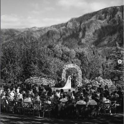 gallery photo number 370