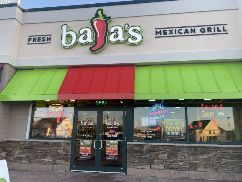 Bajas Fresh Mexican Grill exterior
