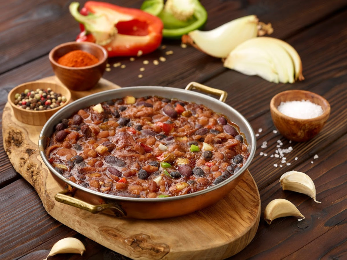 Beans with vegetables and spices
