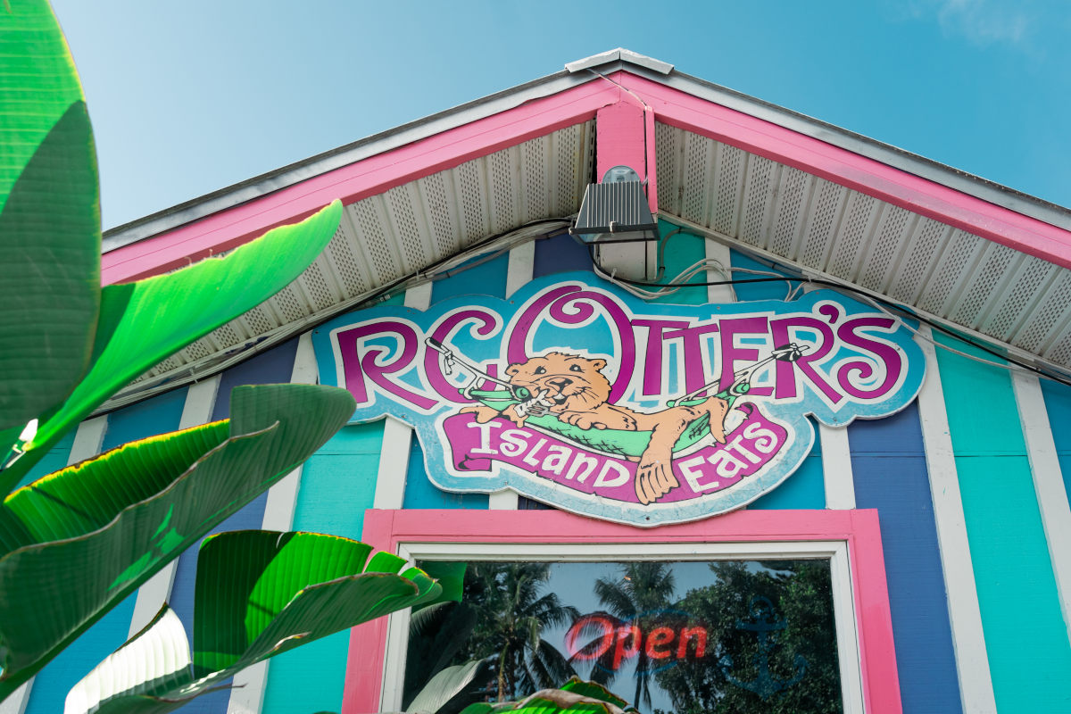 RC Otter's Island Eats restaurant exterior