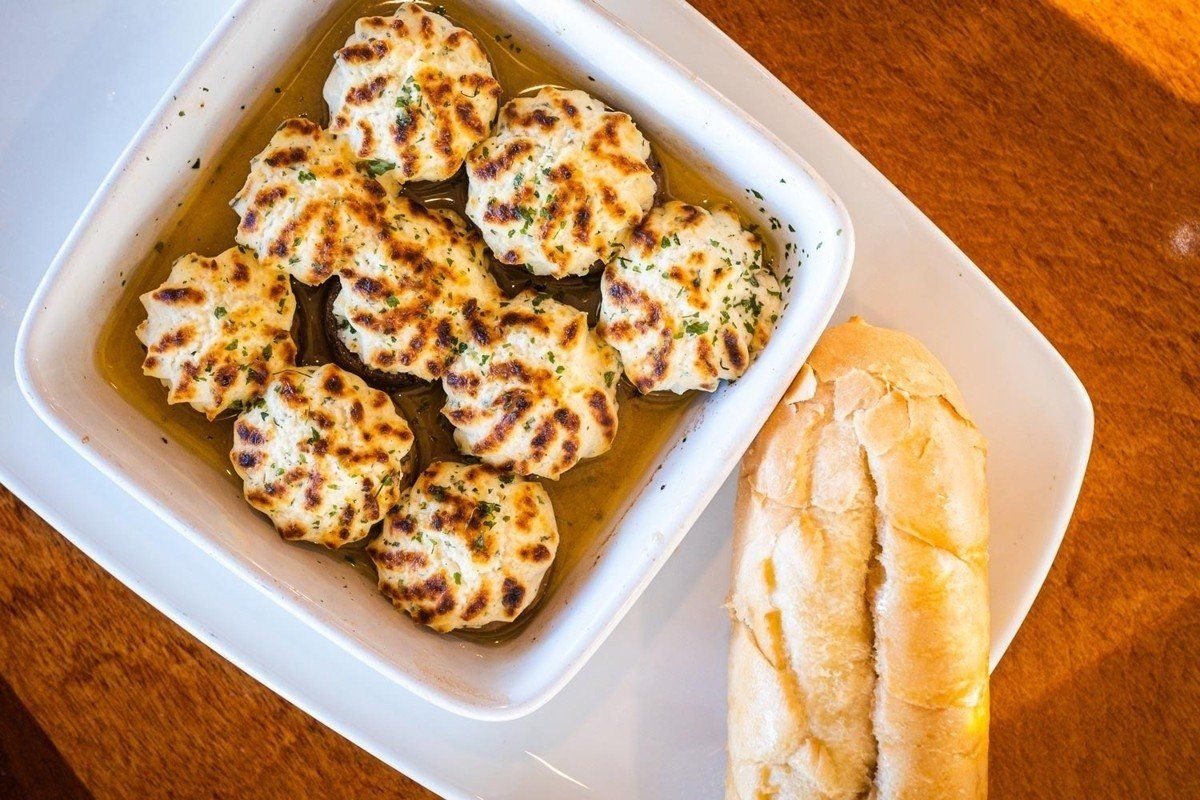 Club Car Restaurant and Lounge Clive, IA