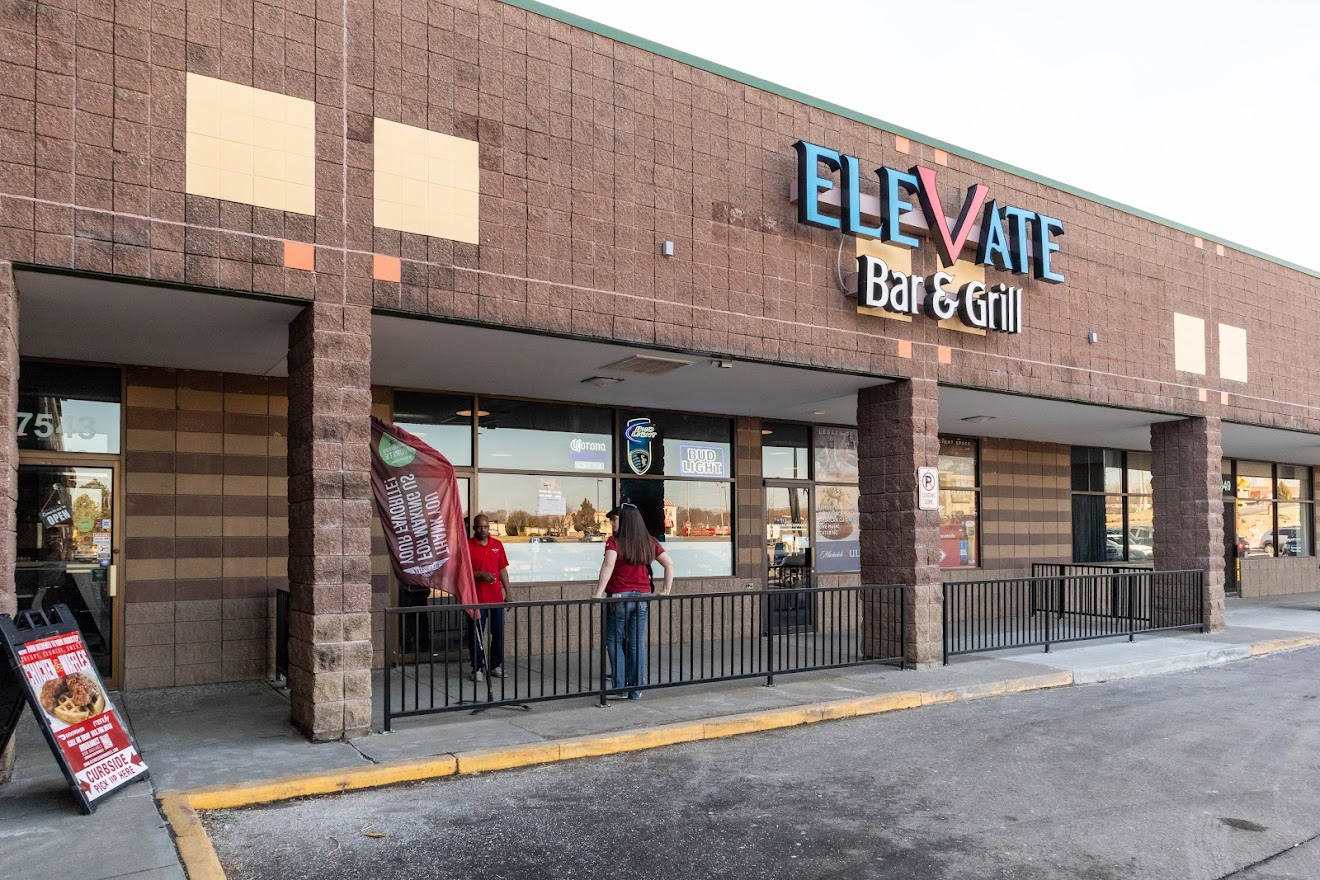 Elevate Bar and Grill restaurant