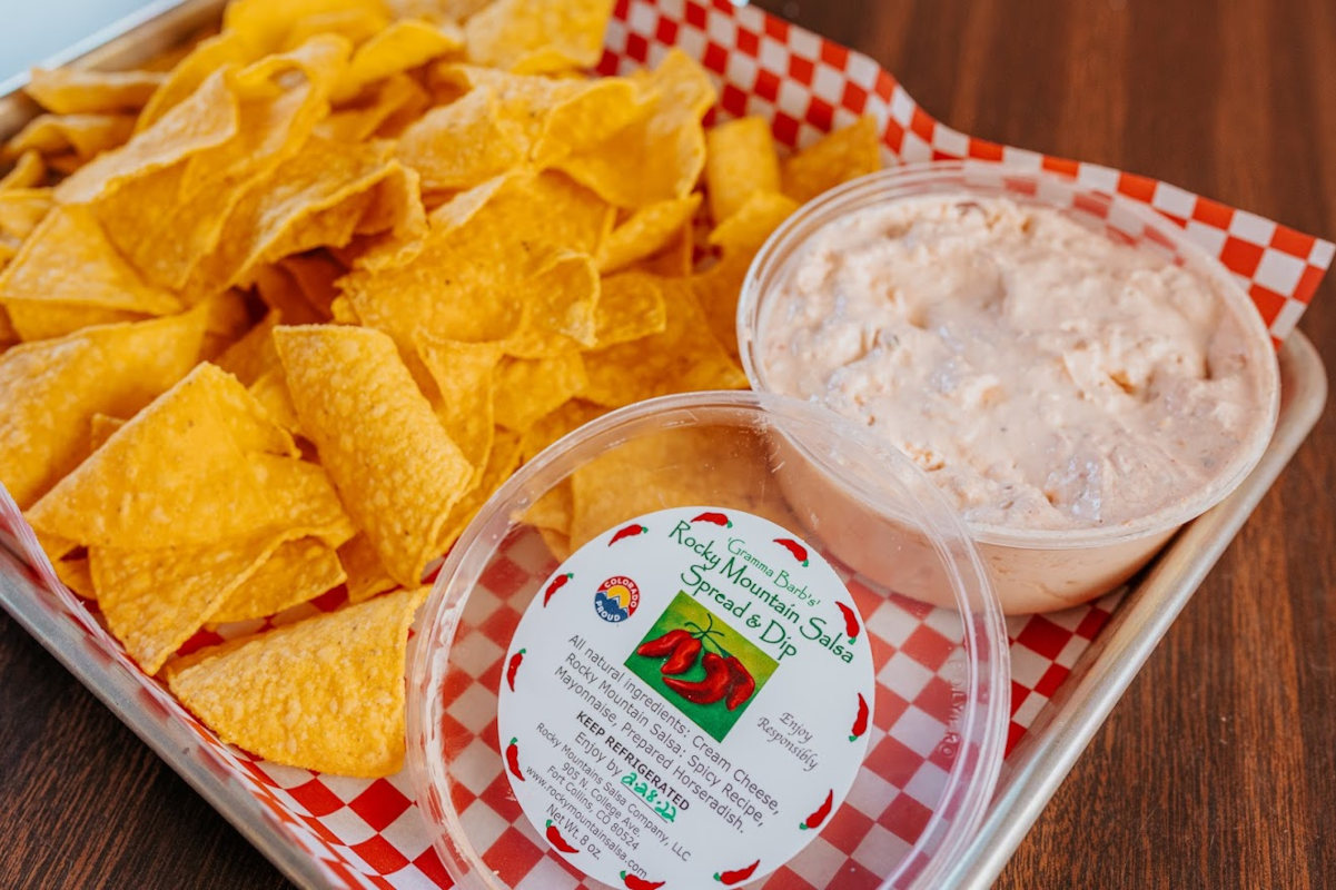 Snacks and dip