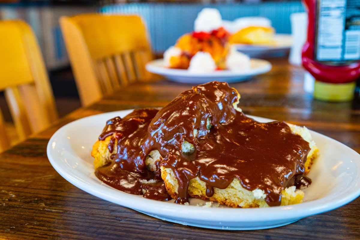 Aunt Maggie's Biscuit With Chocolate Gravy 