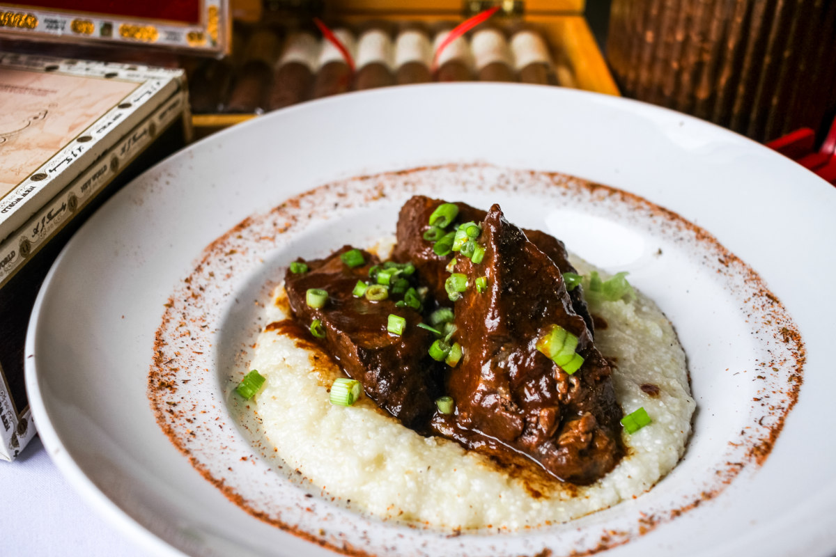 braised short ribs coconut grits