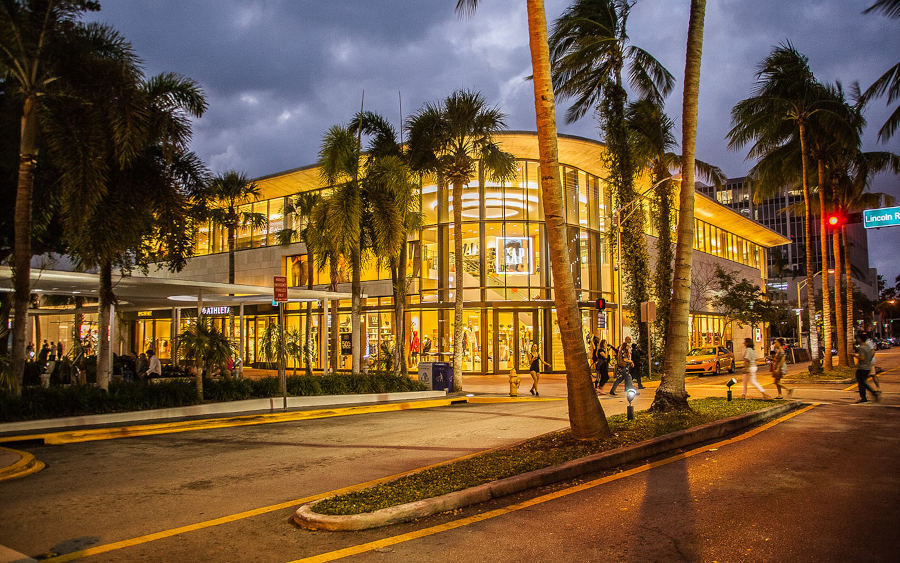 Lincoln Road mall building