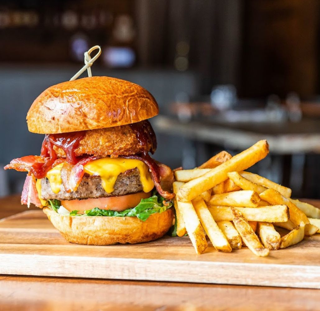 Neat Kitchen + Bar restaurant logo - View nutrition facts, calories, and macros for menu items at 246 N Cass Ave Westmont, IL 60559