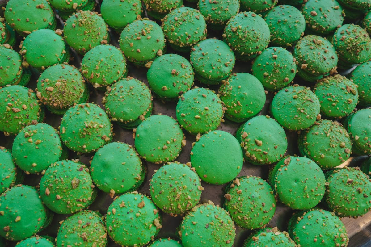 Green desserts lined up