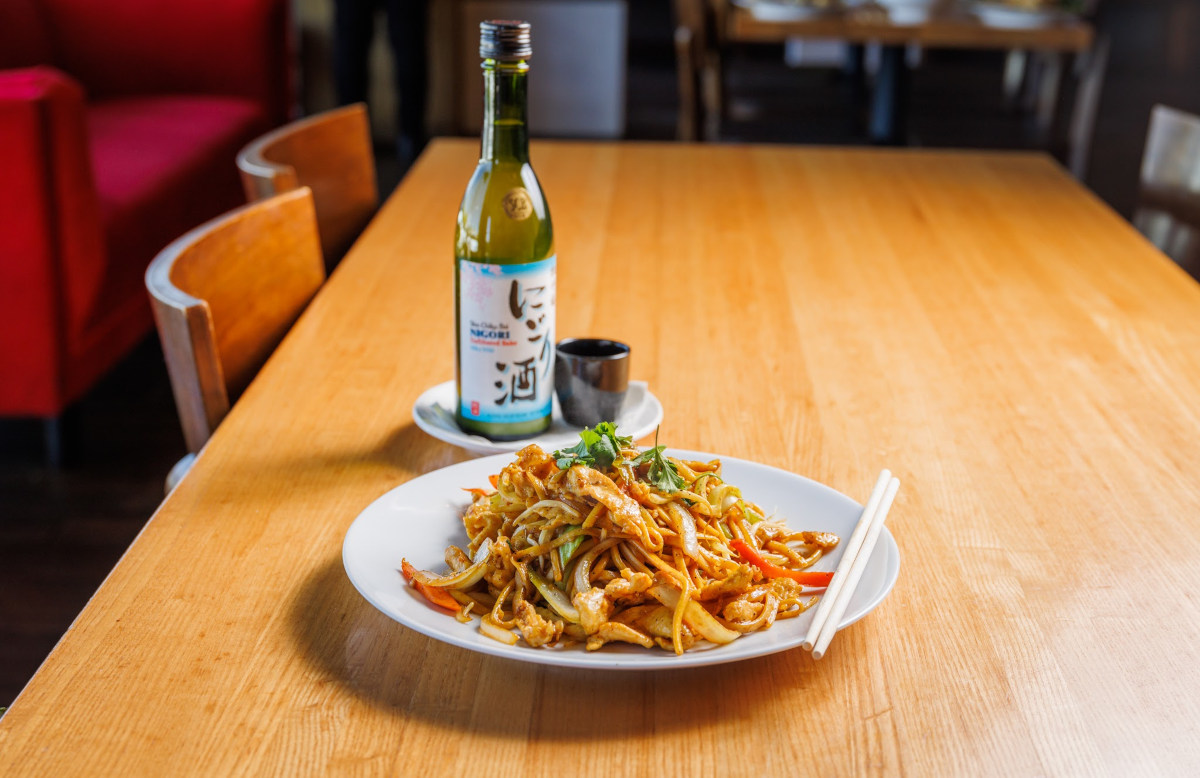 Viet-Style Lo Mein dish