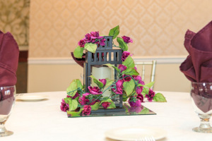Candle holder with flowers