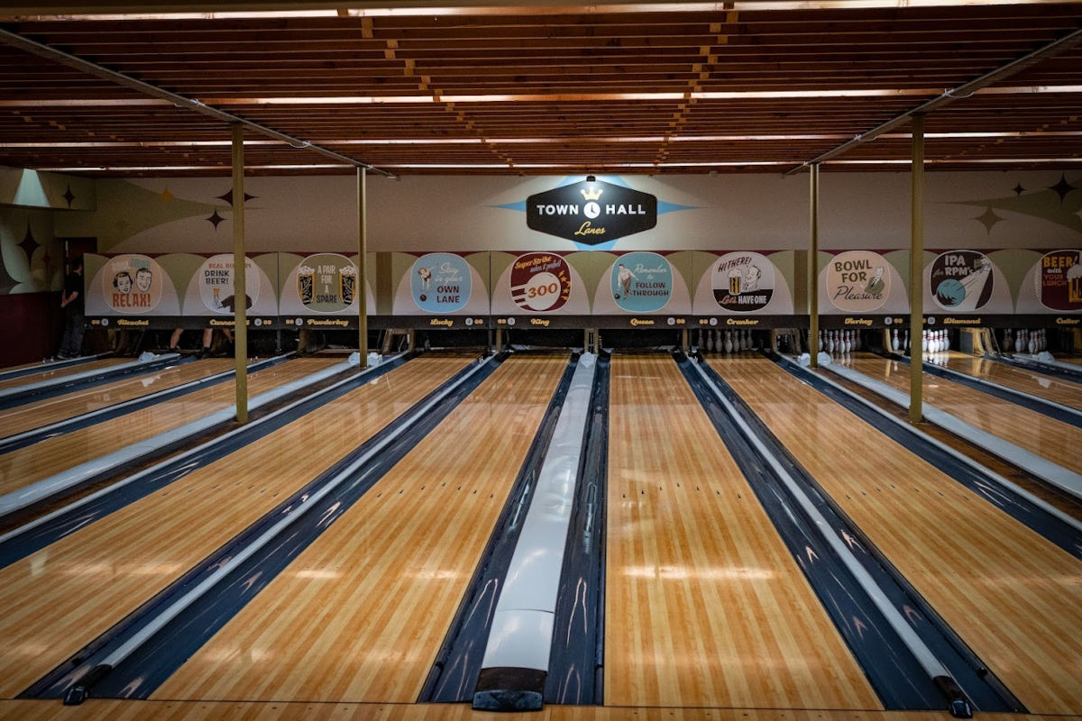 Bowling area