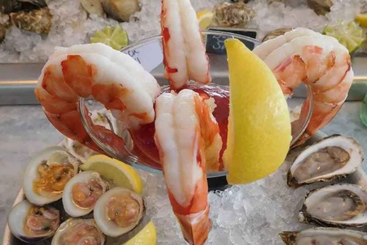 Shrimp cocktail, clams, and oysters
