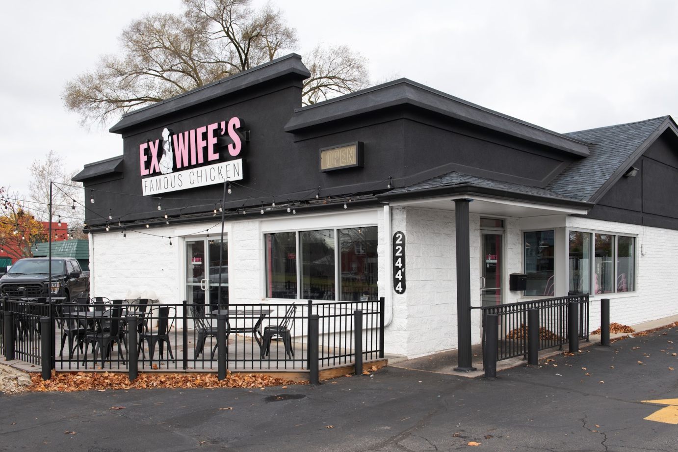 Ex-Wife's Famous Chicken restaurant