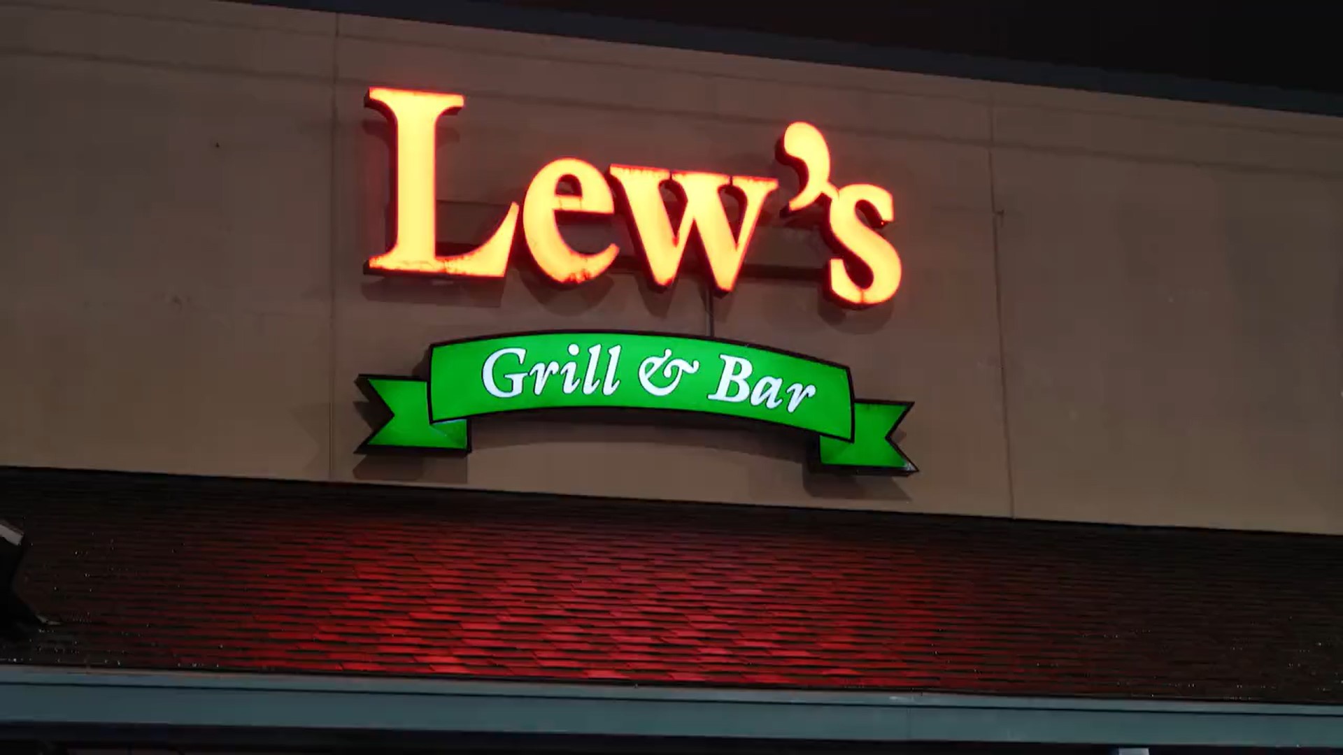 Lew's Grill and Bar - Historic Waldo, Kansas City, MO