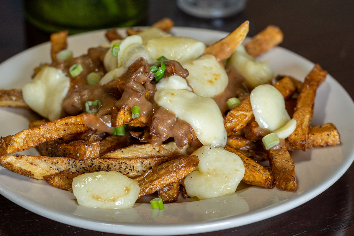 Classic canadian poutine