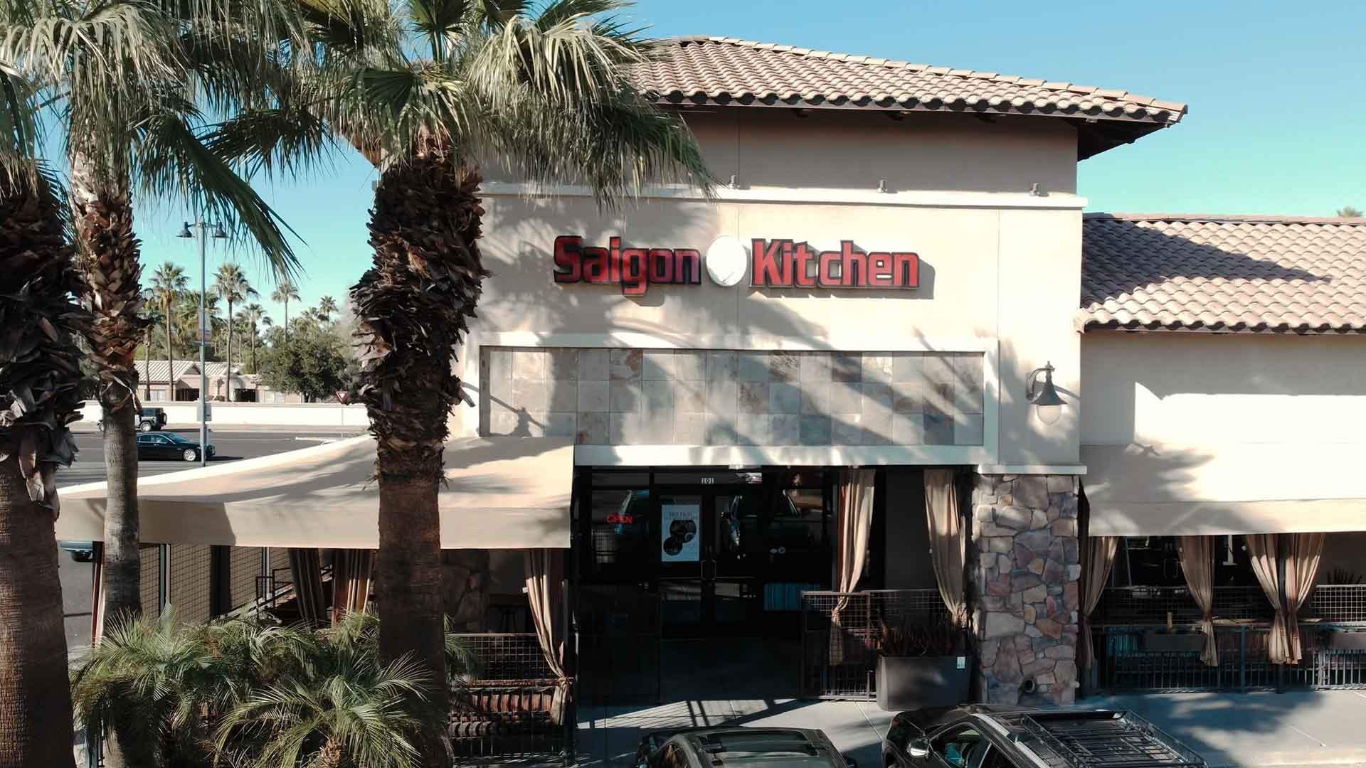 BỮA TIỆC BUFFET PHONG CÁCH HIỆN ĐẠI TẠI SAIGON KITCHEN VỚI HẢI SẢN TƯƠI NGON ĐẶC SẮC