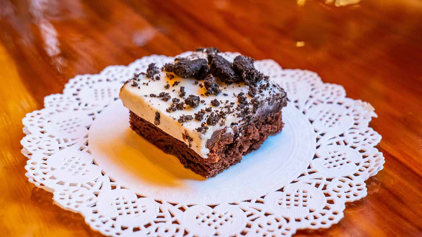 cookies cream brownie