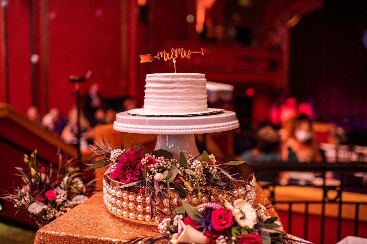 Wedding cake and decorations