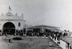 The Doumar’s at Ocean View Amusement Park from 1907 until 1942