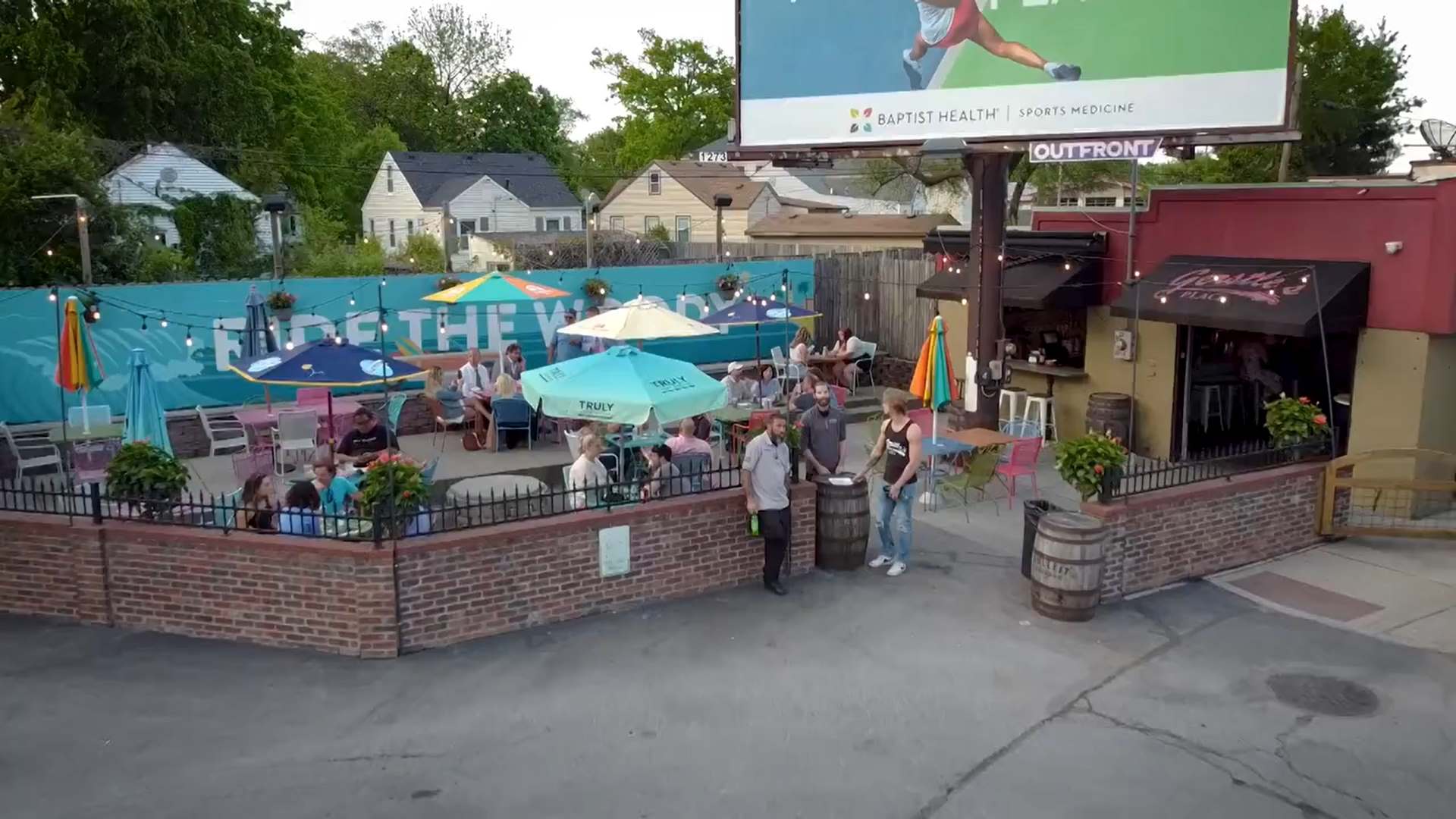 Outdoor Sounds in Louisville, KY - Derby City Pools
