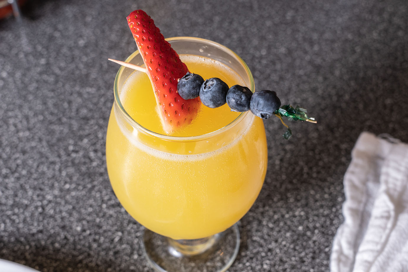 Mimosa coctail