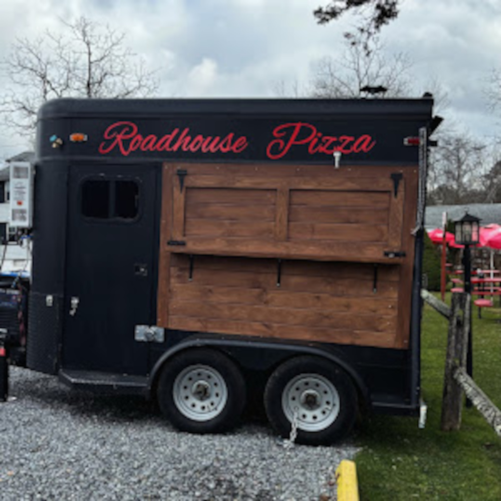 pizza truck in garden