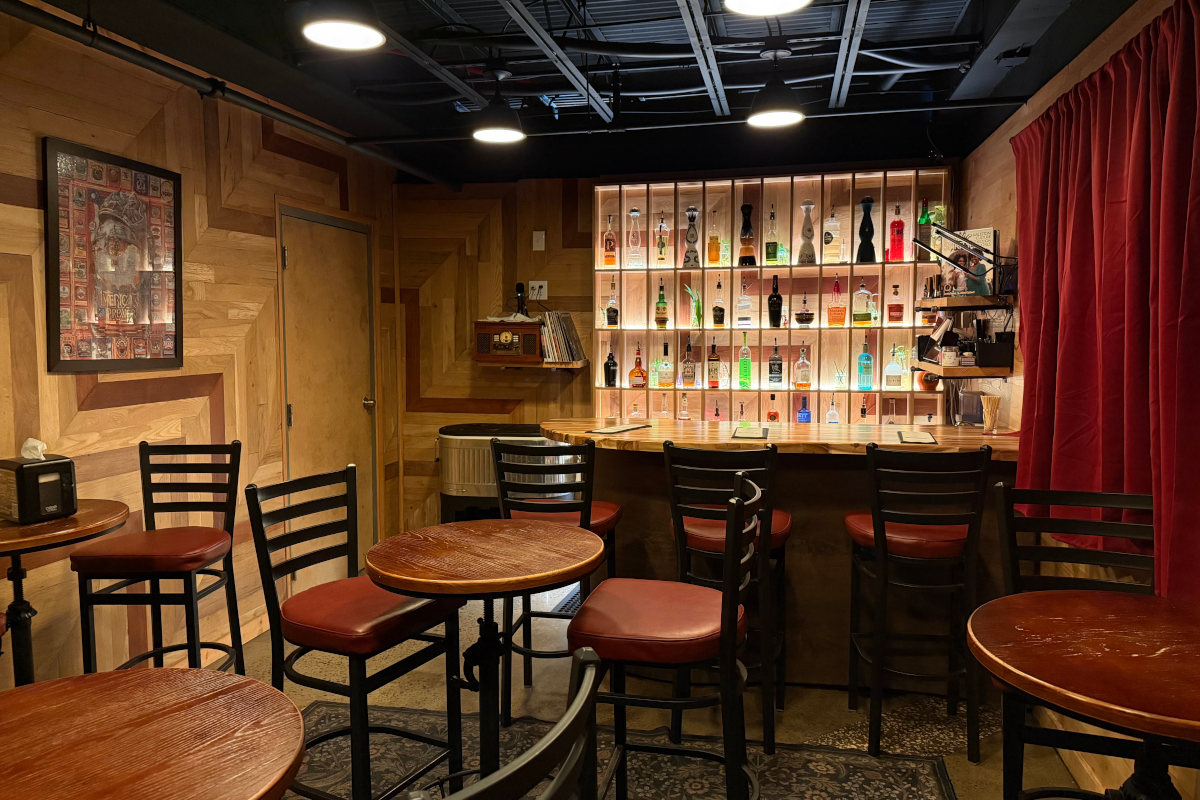 1021 Room event space